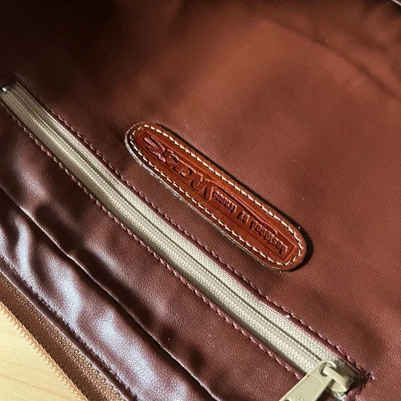 Made by France Jackiz Chestnut Leather Bag with Zipper - Picture 6 of 7